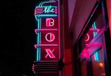 51漫画官网“社群勋章”激励体系分析